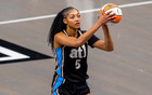 因称里斯‘受保护物种’被禁赛1场,前NBA球星怒批:该禁2场,她是在叫我们动物
